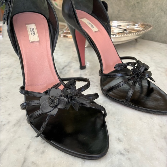 Prada Black Heels with Floral Accents - Picture 3 of 12